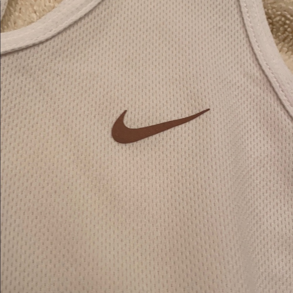 Racerback Nike tank top - Picture 2 of 7